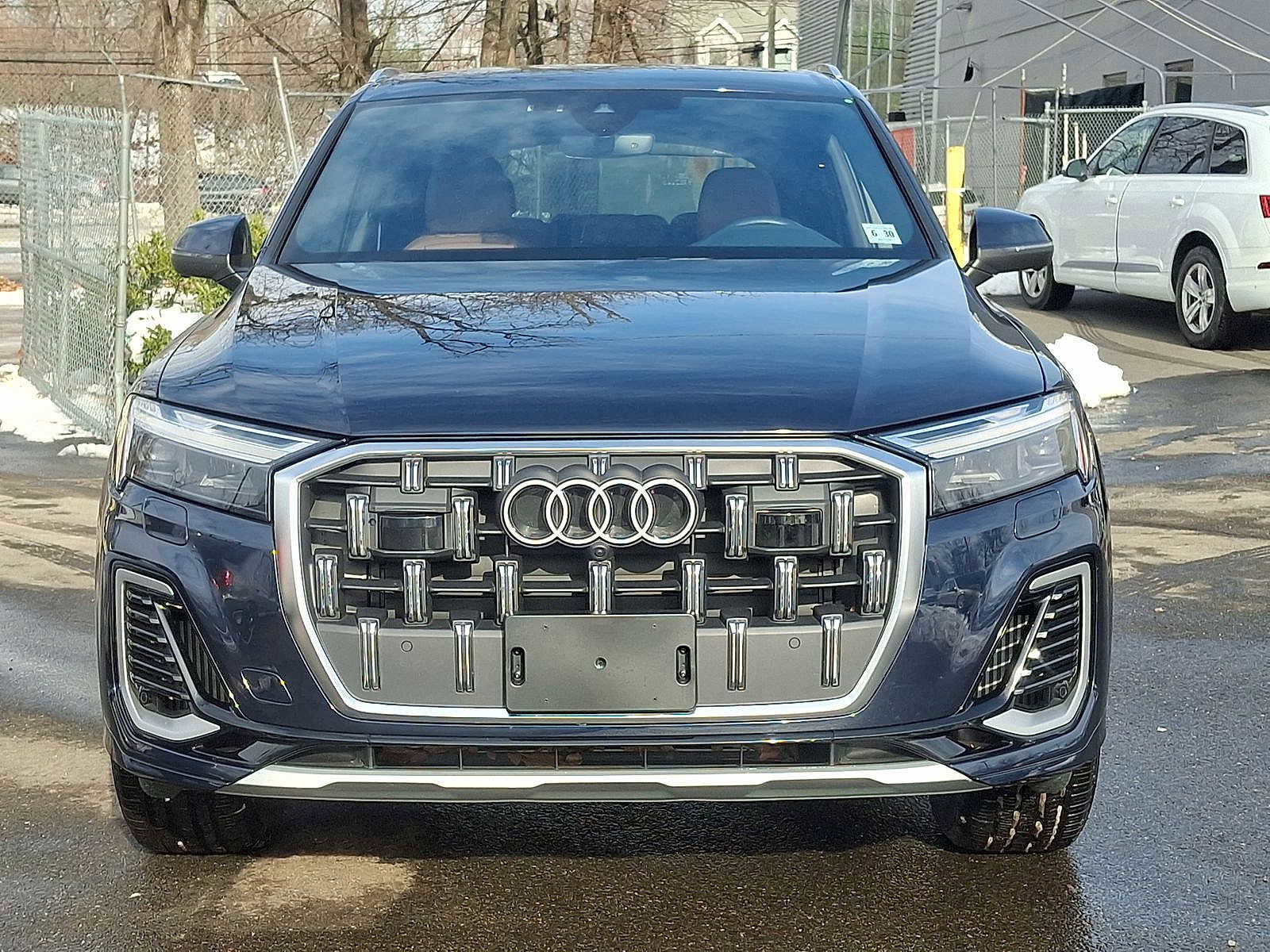 Certified 2025 Audi Q7 3.0T Premium w/ Convenience Package image 29