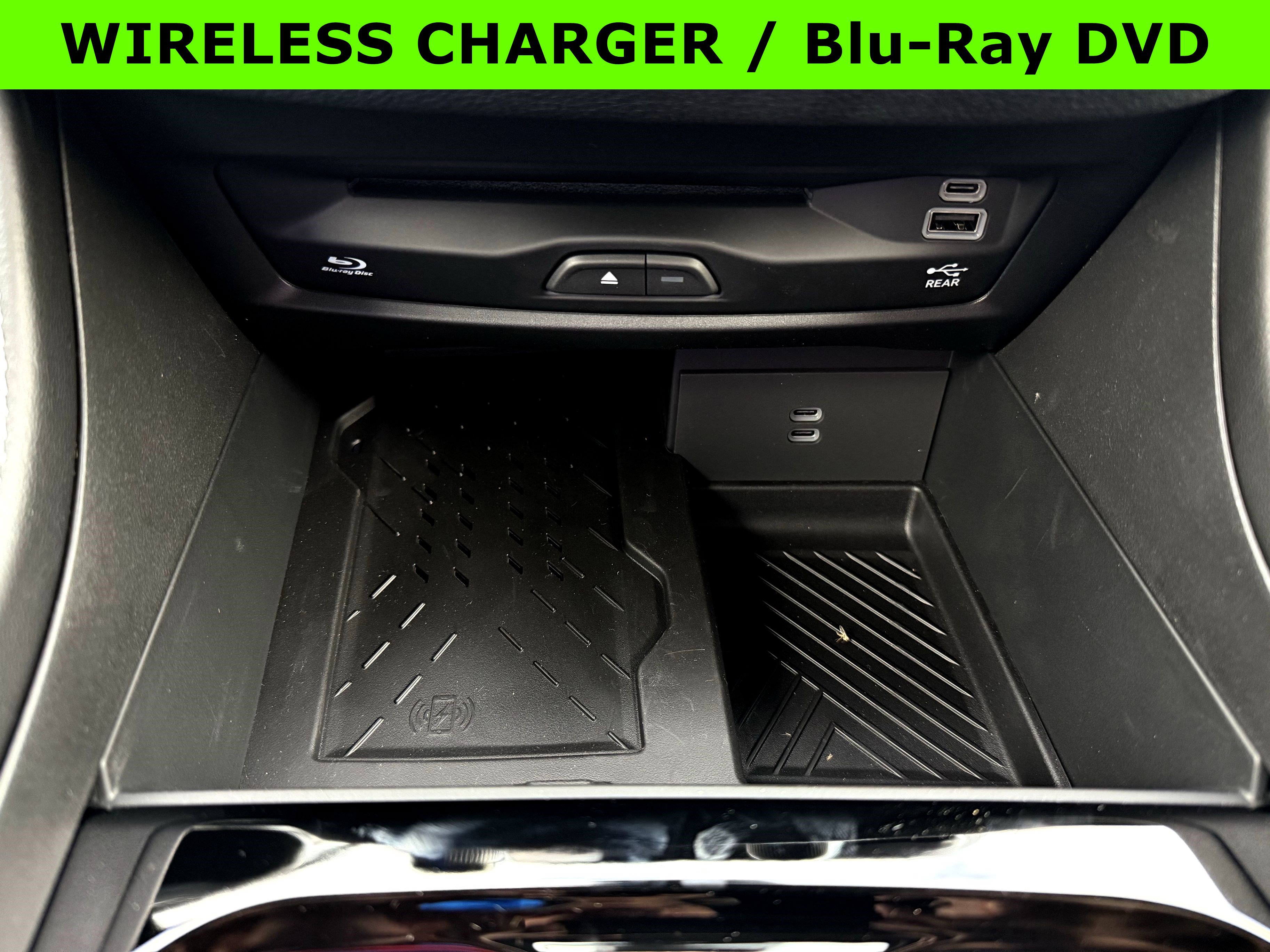 New 2026 Chrysler Pacifica Limited w/ Uconnect Theater Family Group image 30