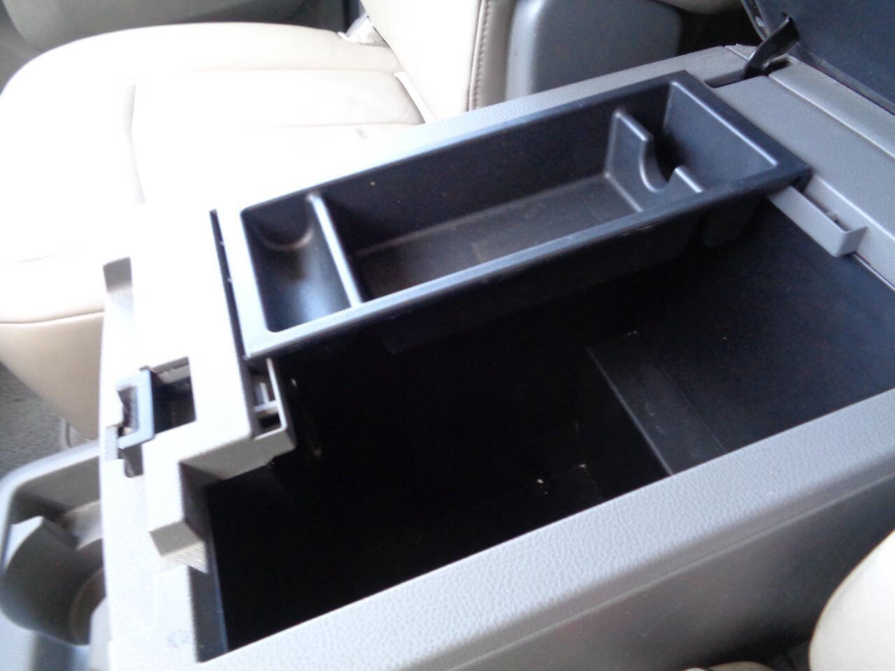 Used 2019 Nissan NV 3500 SL RWD image 28