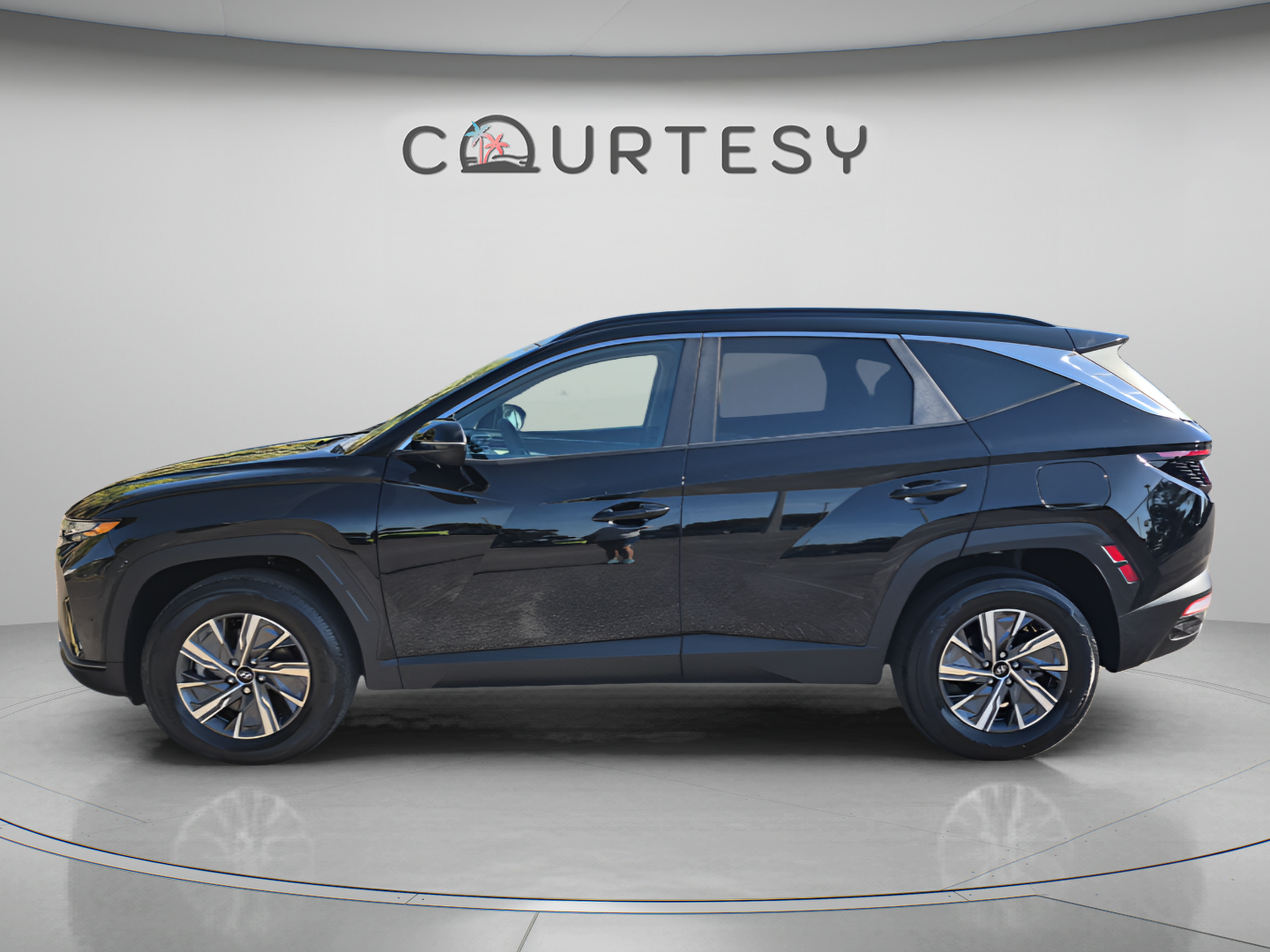 Certified 2023 Hyundai Tucson Blue AWD/4WD image 2