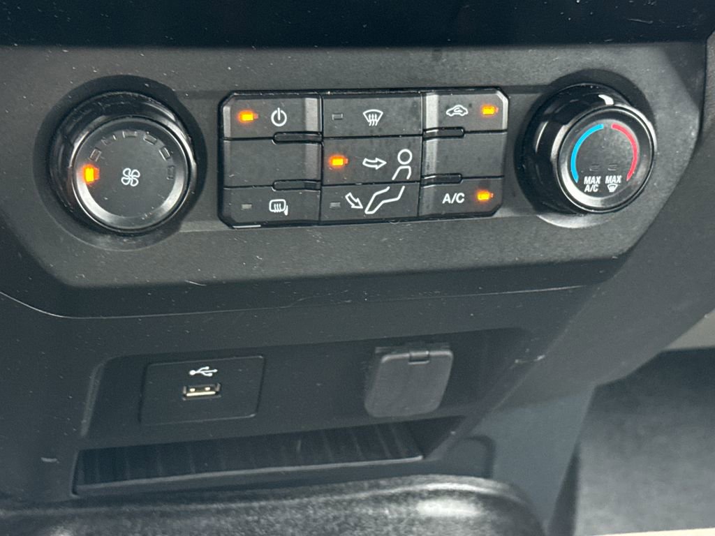 Used 2022 Ford F250 XL w/ Power Equipment Group image 21
