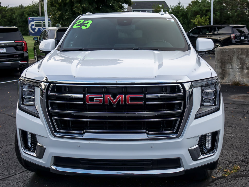 Used 2023 GMC Yukon SLT w/ SLT Luxury Package AWD/4WD image 5