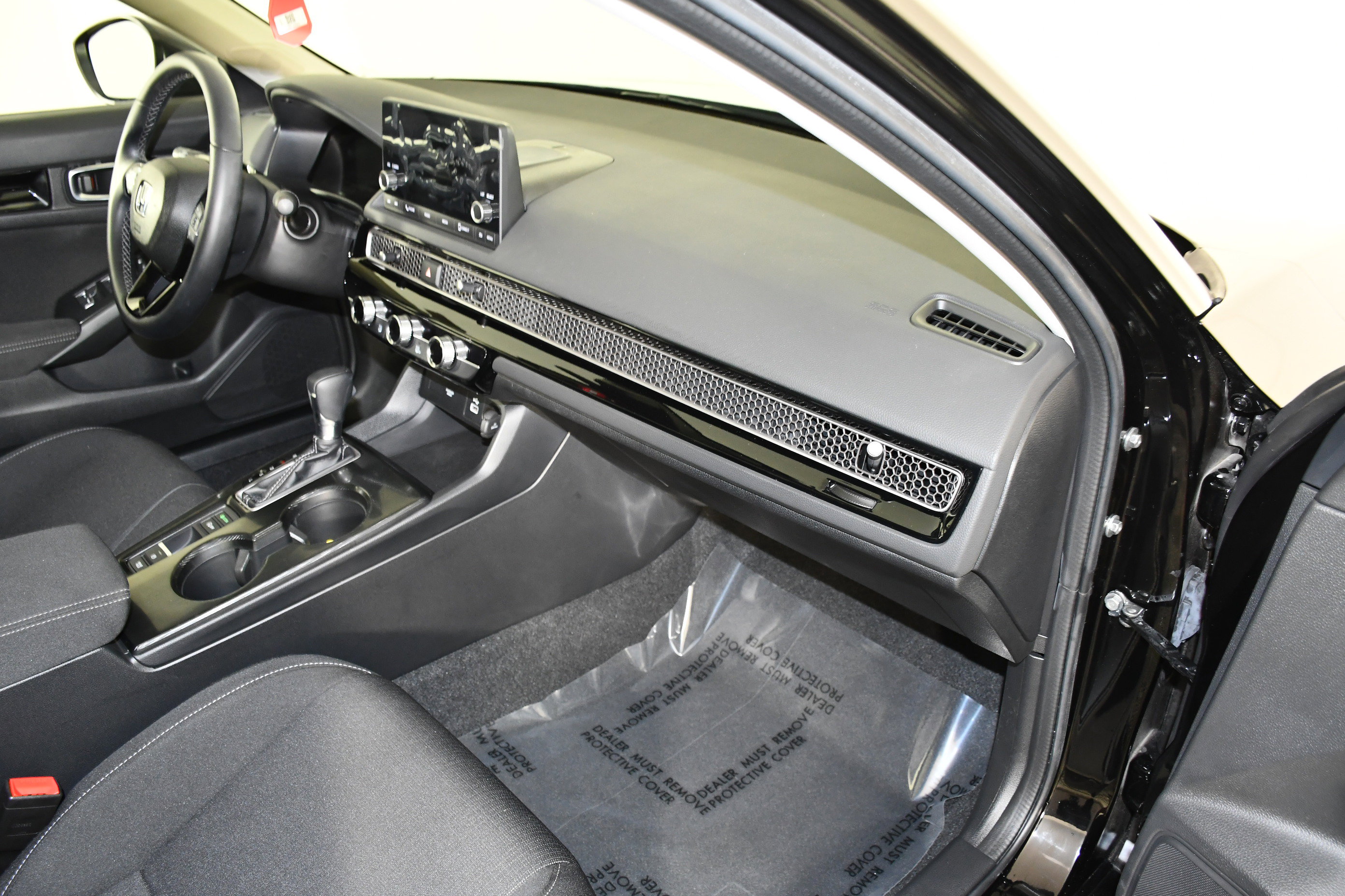 Certified 2023 Honda Civic EX image 40