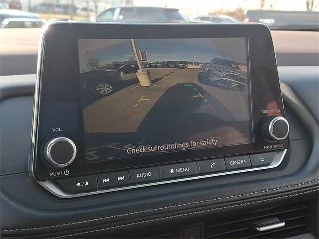 Used 2023 Nissan Rogue SV image 18