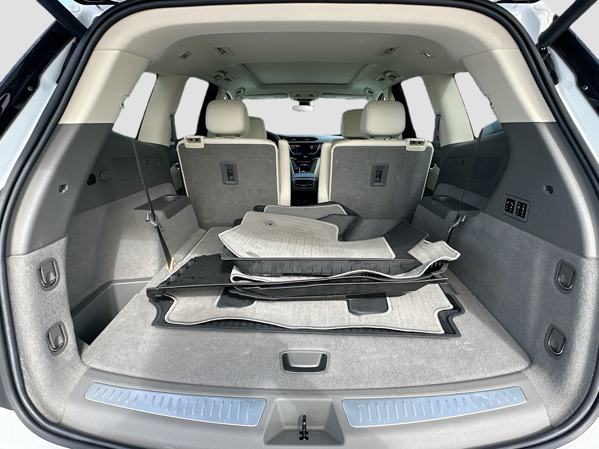 Used 2023 Cadillac XT6 Premium Luxury FWD image 26