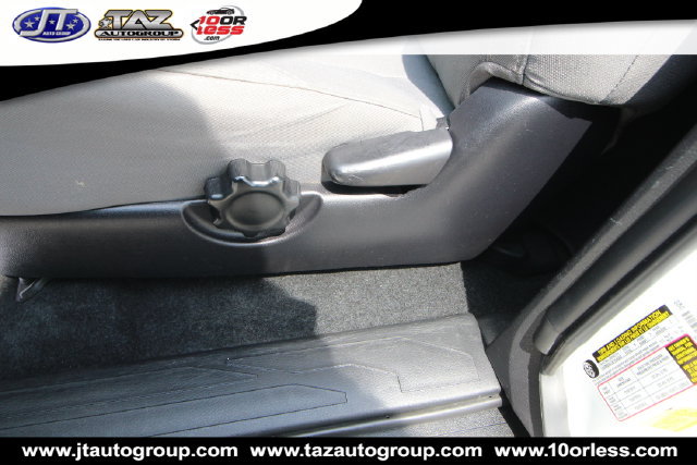 Used 2019 Toyota Tacoma SR w/ SX Package AWD/4WD image 11