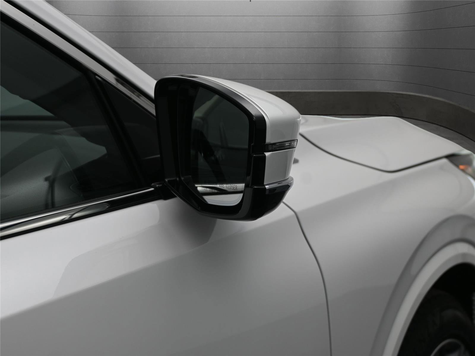 Certified 2026 Acura MDX SH-AWD w/ Advance Package image 15