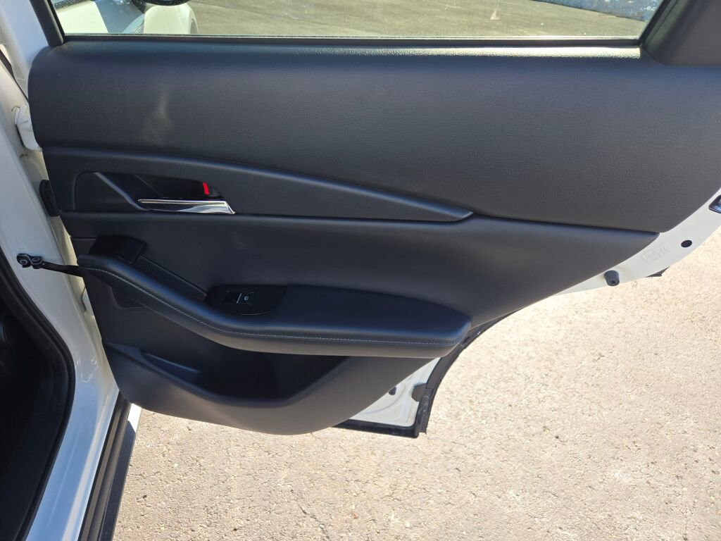 Used 2023 MAZDA CX-30 AWD 2.5 S w/ Preferred Package image 8