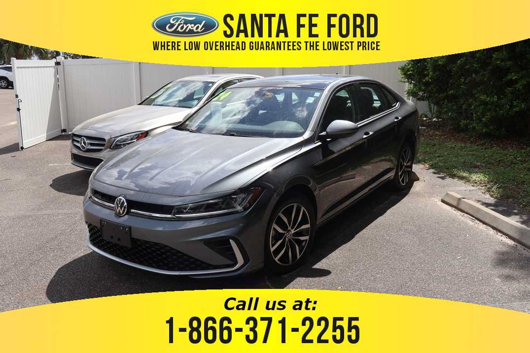 Used 2025 Volkswagen Jetta SE