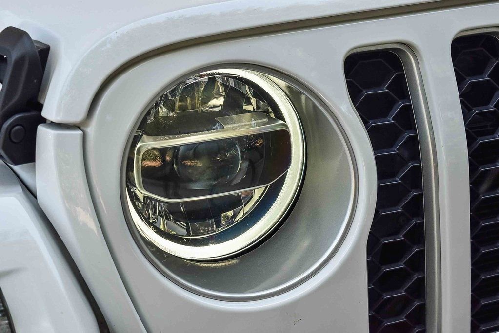 Used 2022 Jeep Wrangler Unlimited Sahara 4xe w/ Safety Group image 8