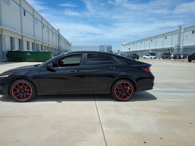 Used 2021 Hyundai Elantra SEL FWD image 8
