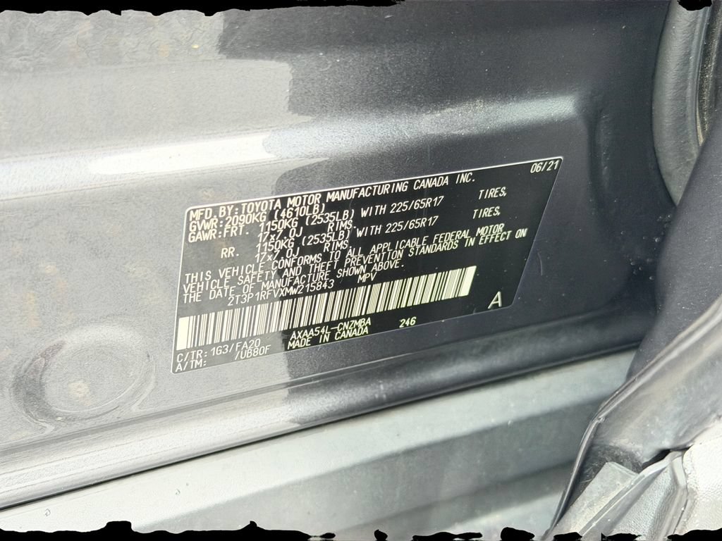 Used 2021 Toyota RAV4 XLE AWD/4WD image 30