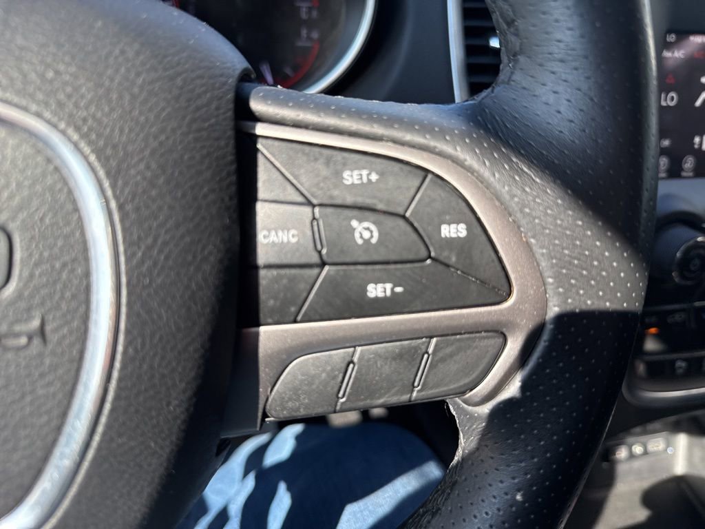 Used 2019 Dodge Durango SXT image 31