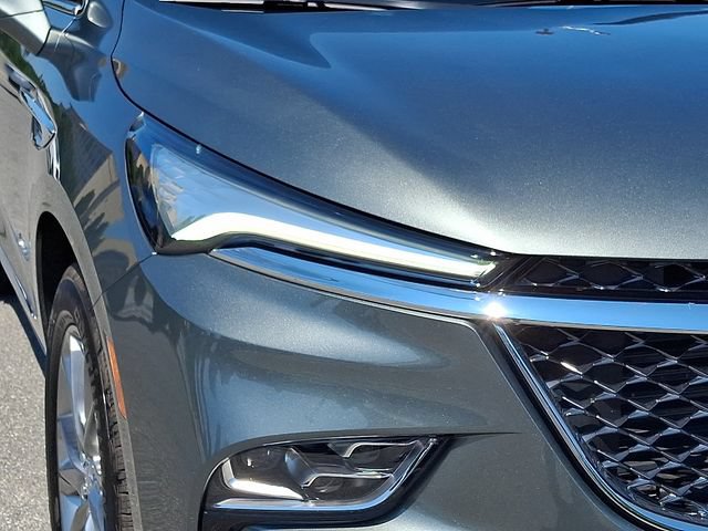 Certified 2024 Buick Enclave Avenir w/ Avenir Technology Package FWD image 9