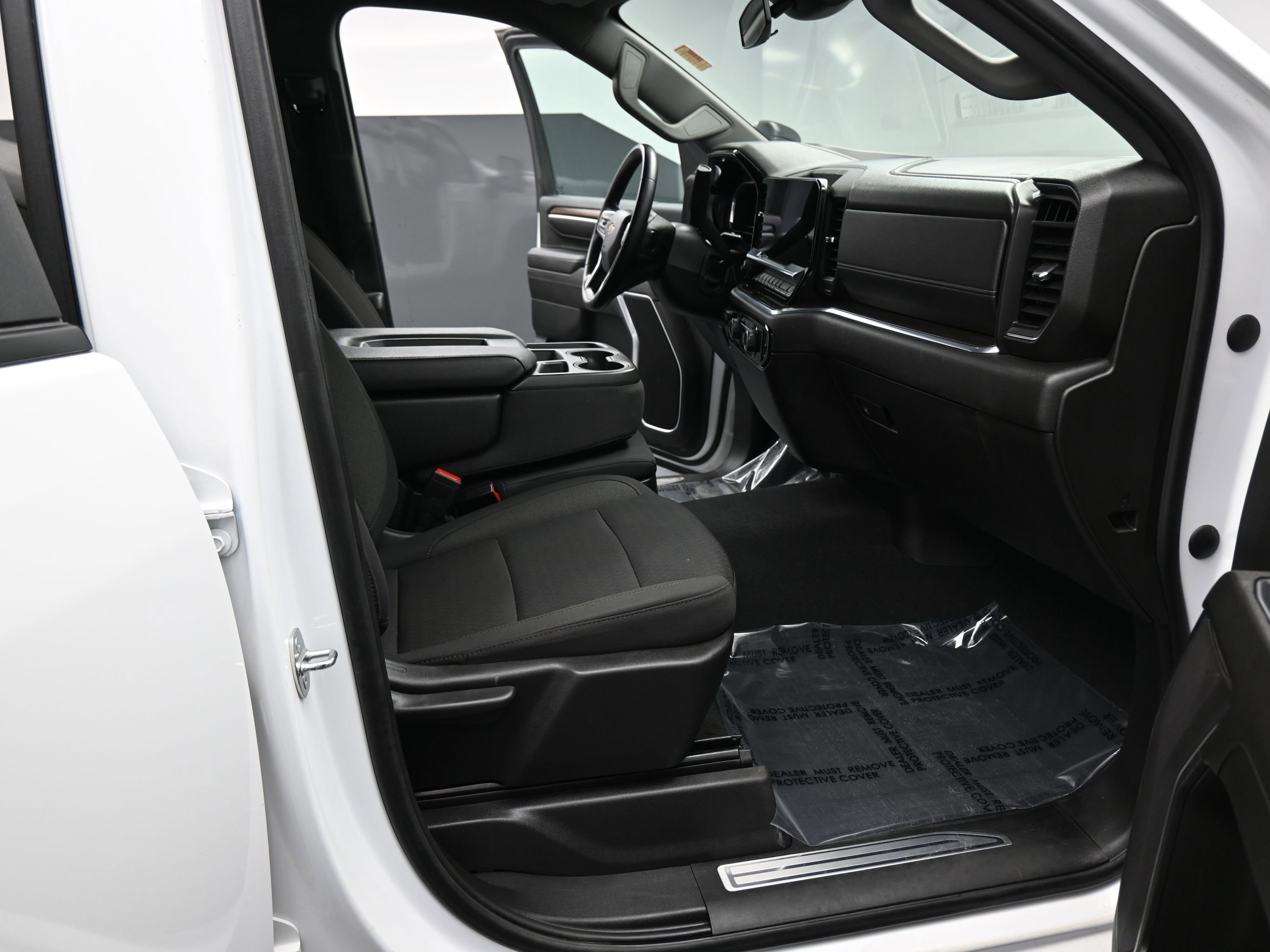 Used 2024 Chevrolet Silverado 2500 LT image 18