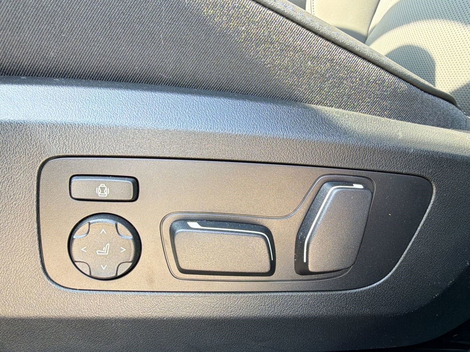 New 2026 BMW X3 xDrive30 w/ M Sport Package image 13