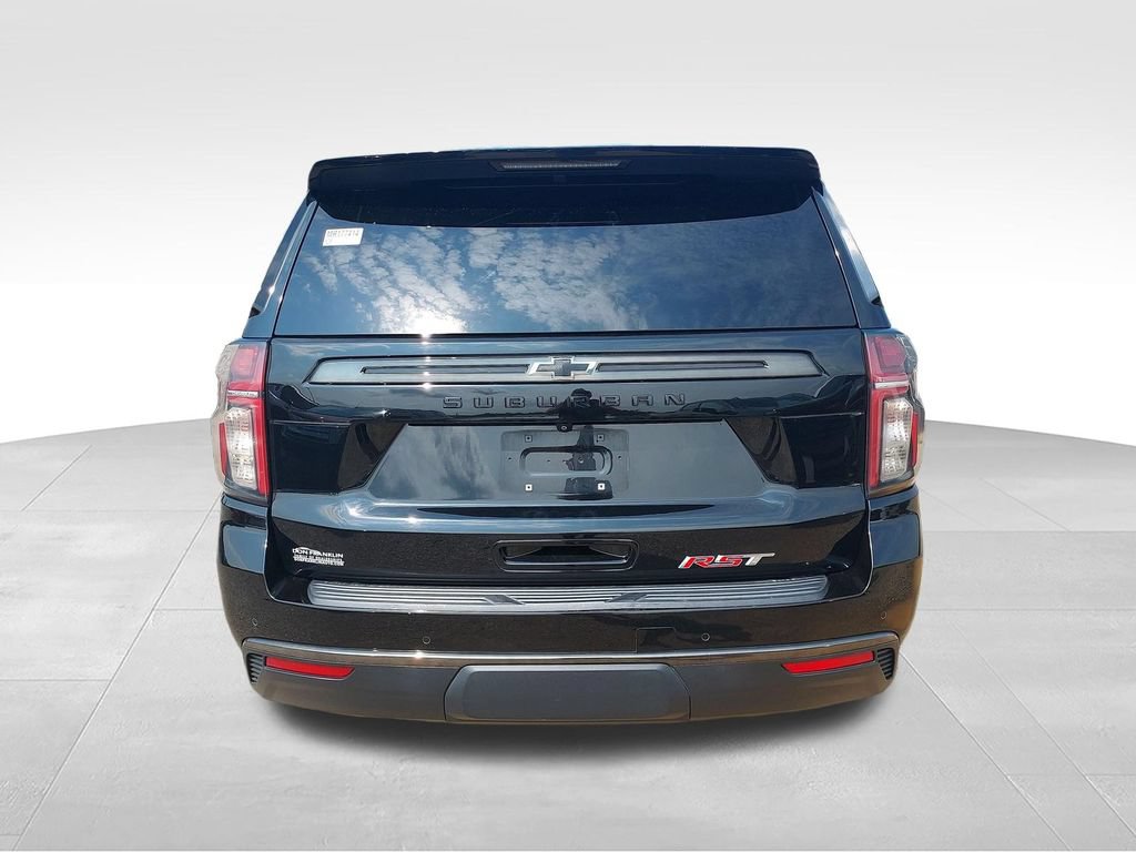 Used 2021 Chevrolet Suburban RST w/ Luxury Package AWD/4WD image 4