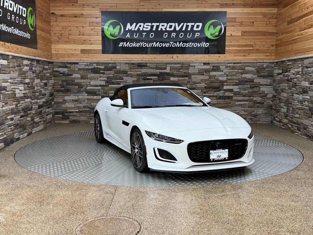 Used 2024 Jaguar F-TYPE R-Dynamic image 2