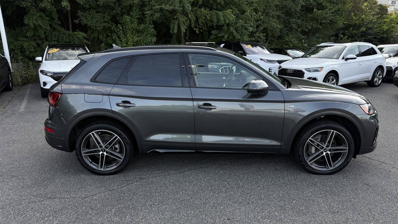 Used 2022 Audi Q5 e Premium Plus w/ Premium Plus Package AWD/4WD image 20
