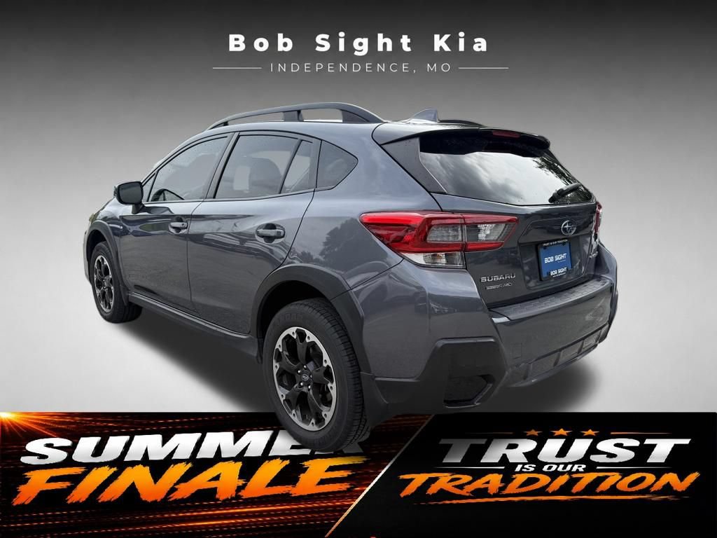 Used 2022 Subaru Crosstrek 2.0i Premium w/ Moonroof Package AWD/4WD image 11
