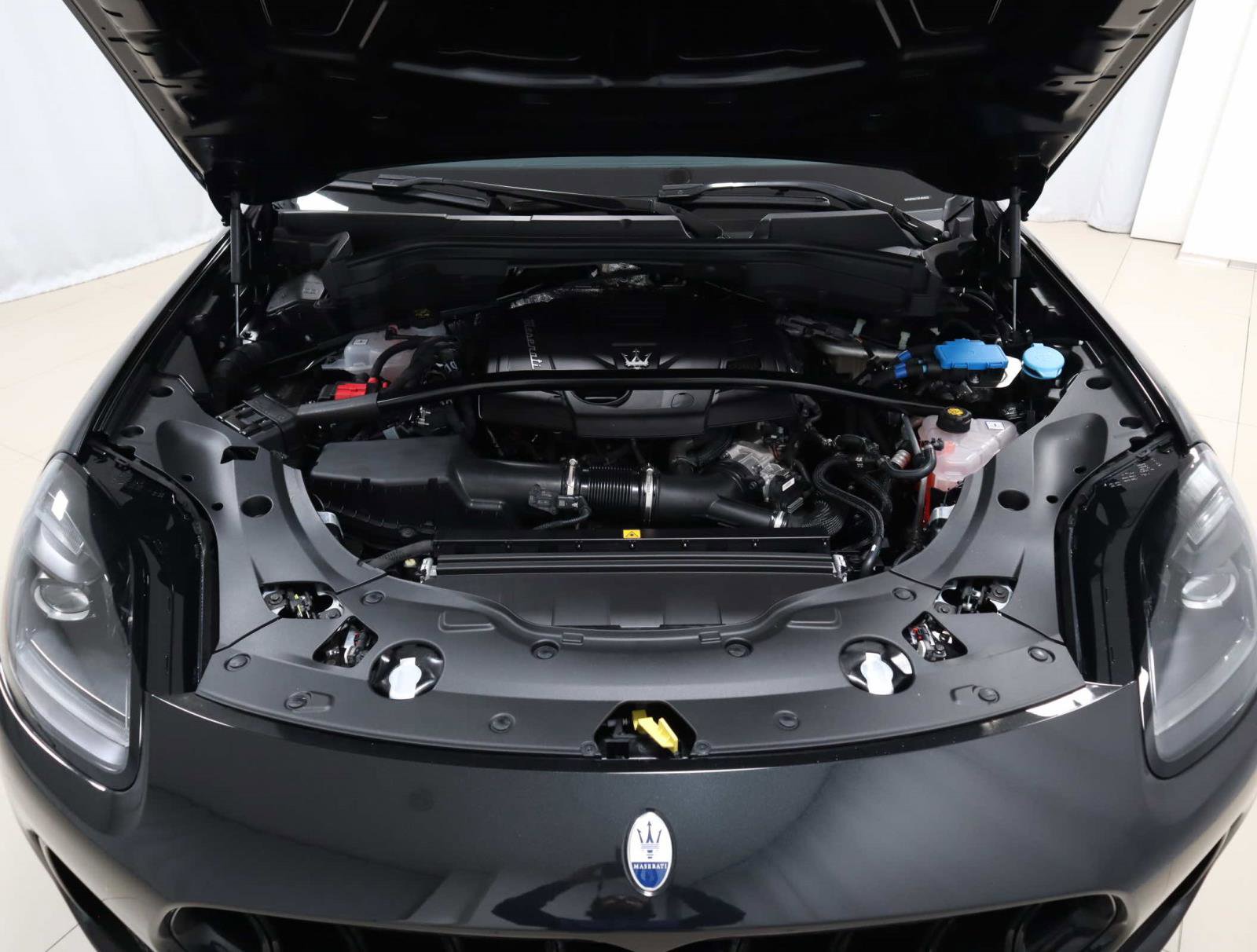 New 2025 Maserati Grecale Modena image 10