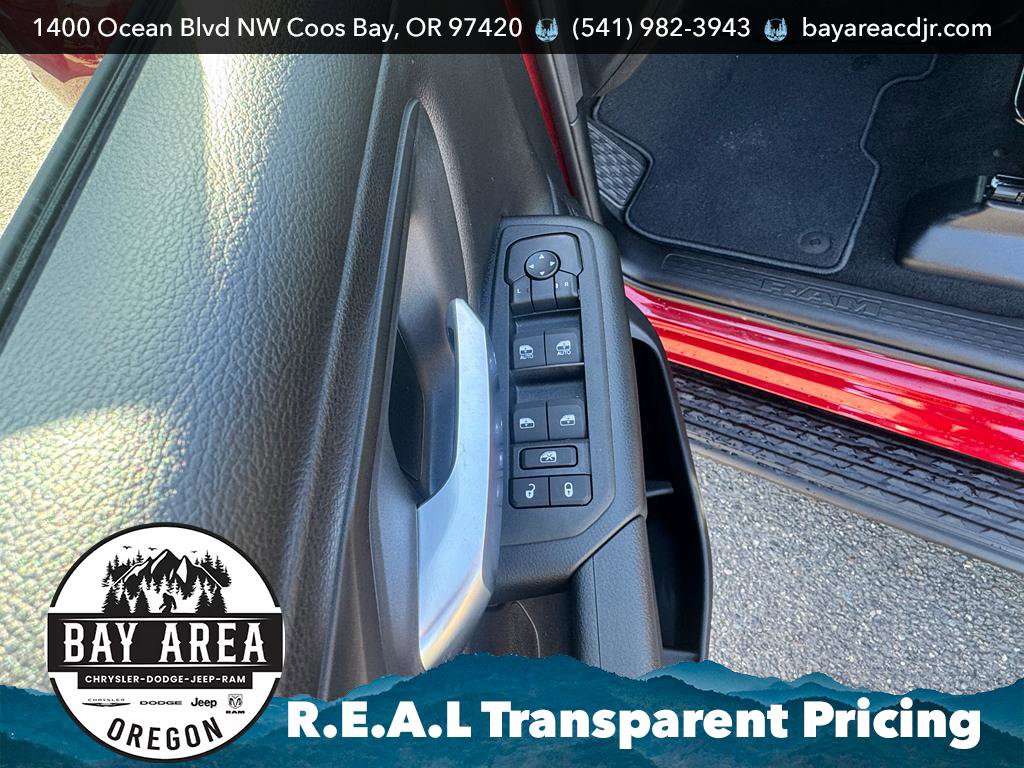 New 2026 RAM 1500 Express AWD/4WD image 11