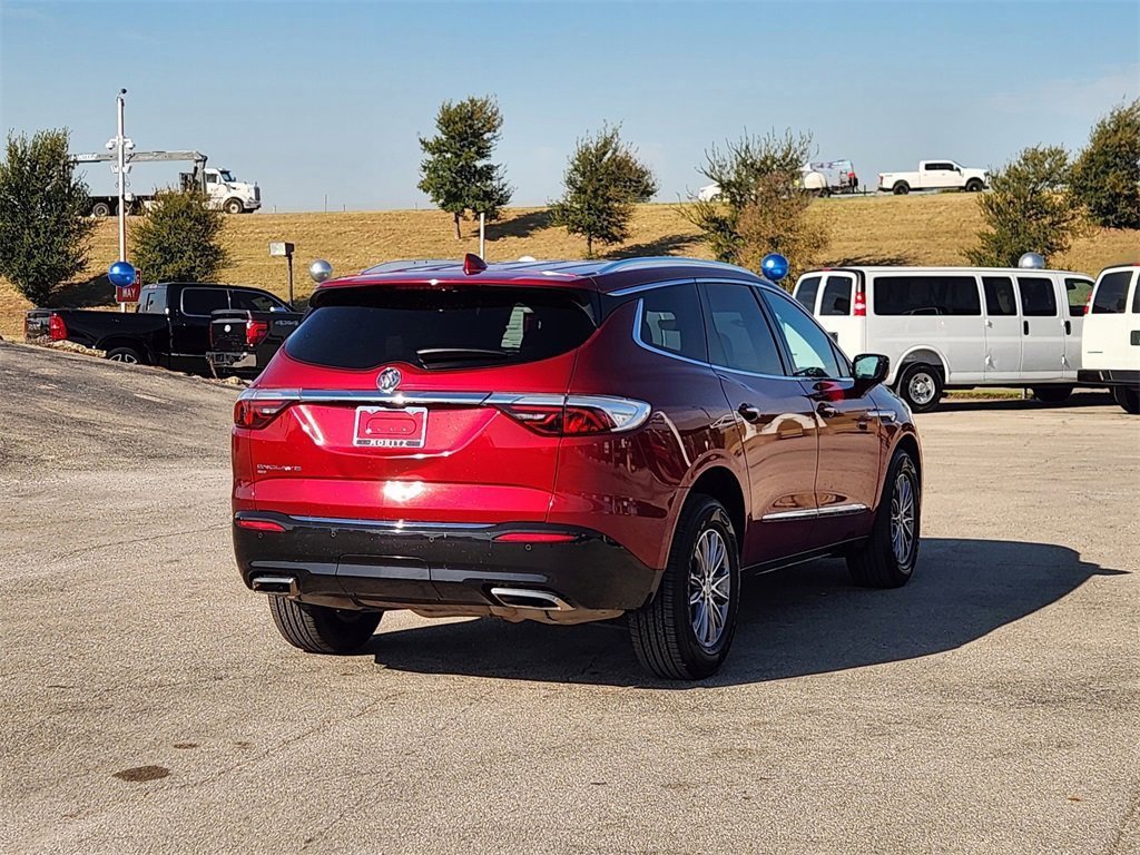 Used 2024 Buick Enclave Premium image 7