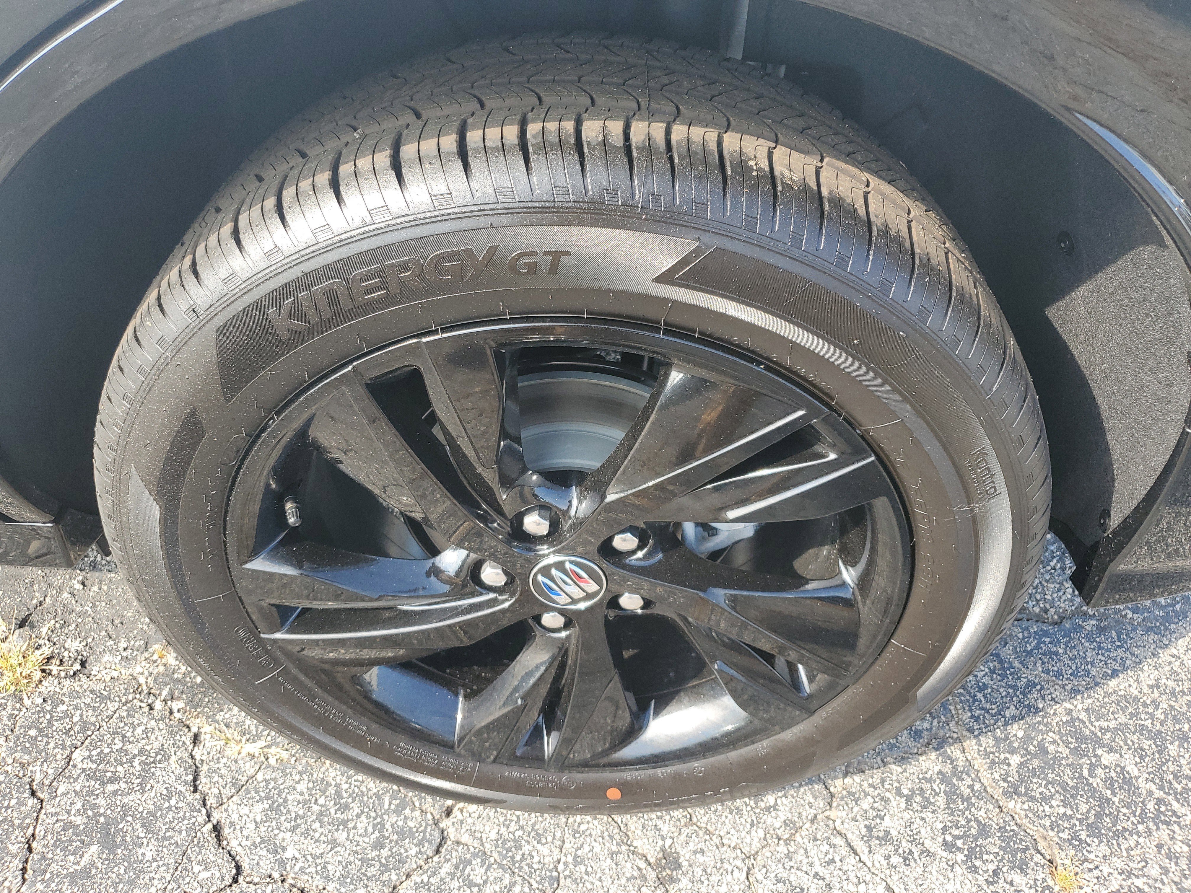 New 2026 Buick Encore GX Sport Touring image 6