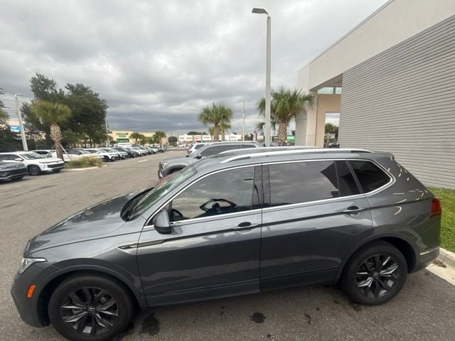 Used 2022 Volkswagen Tiguan SE FWD image 5