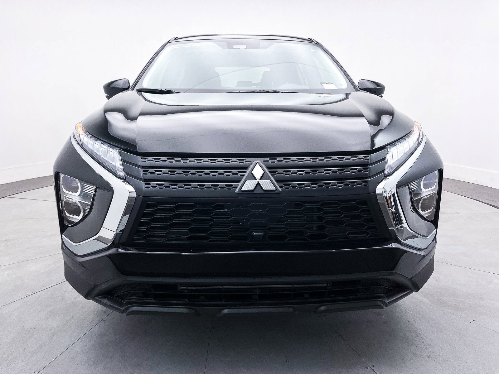 New 2025 Mitsubishi Eclipse Cross ES AWD/4WD image 2