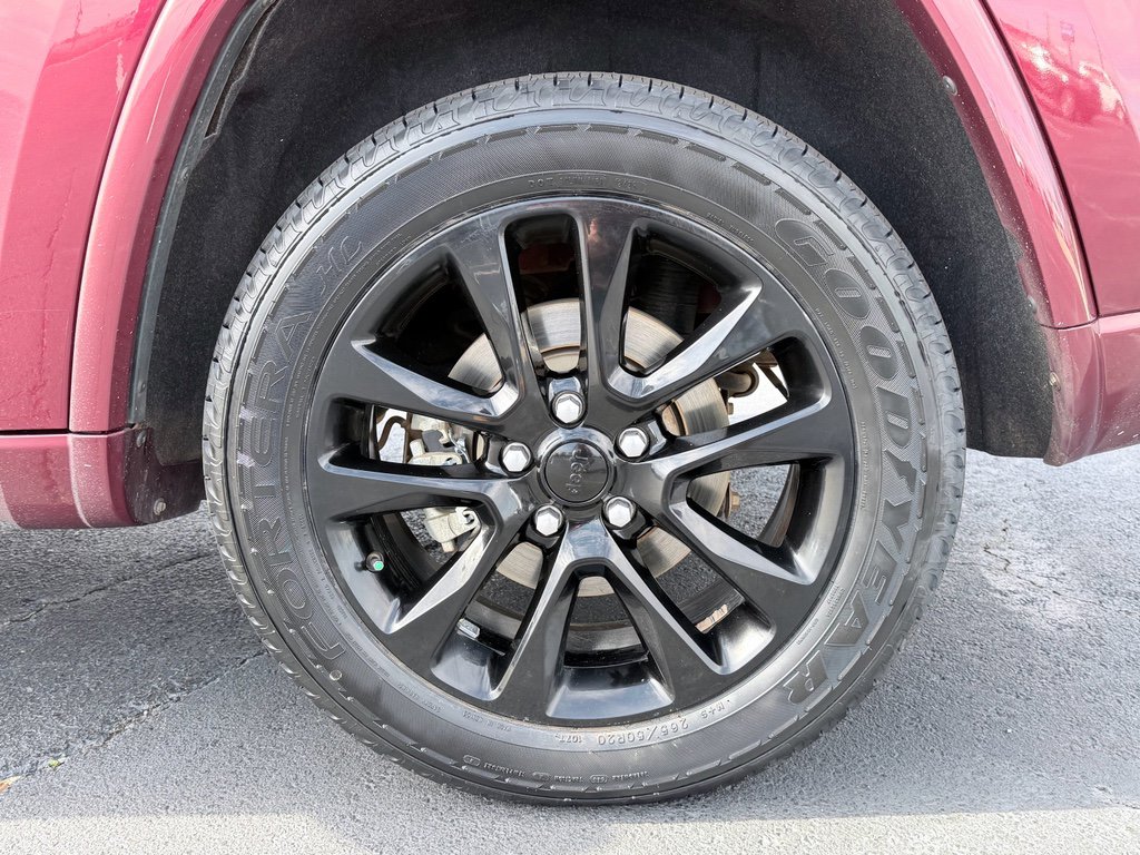 Used 2021 Jeep Grand Cherokee Laredo X image 30