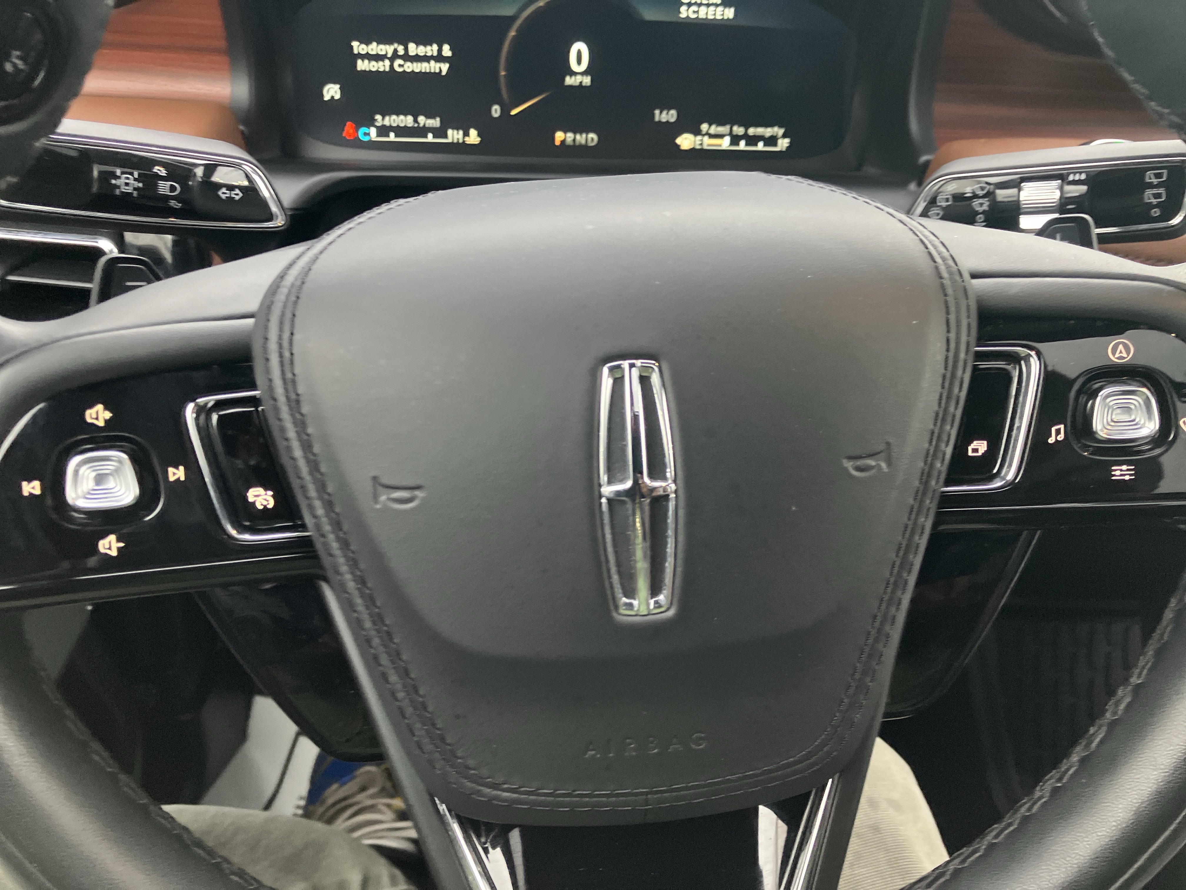 Used 2021 Lincoln Aviator Reserve w/ Equipment Group 202A AWD/4WD image 27