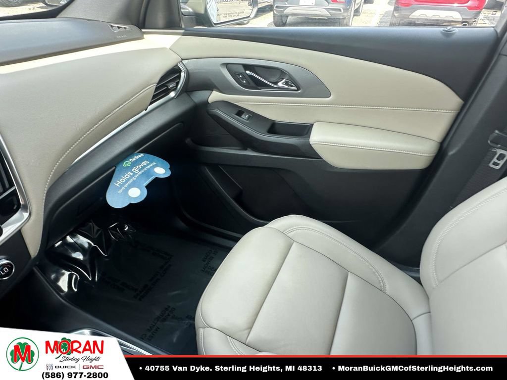 Certified 2023 Chevrolet Traverse LT FWD image 31