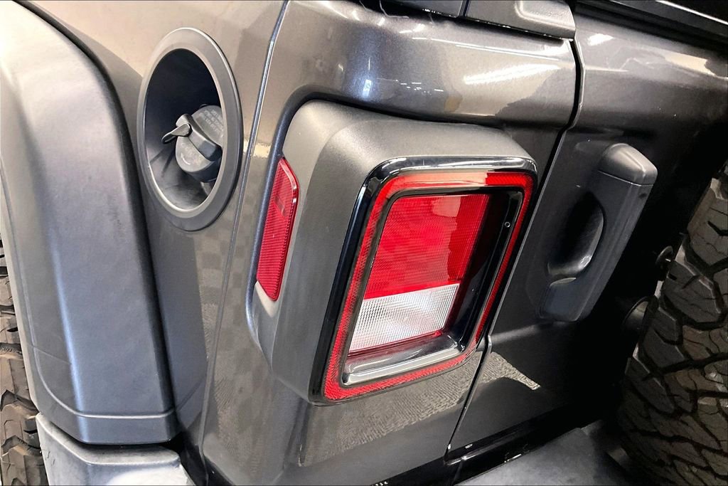 Used 2021 Jeep Wrangler Unlimited Sport image 27