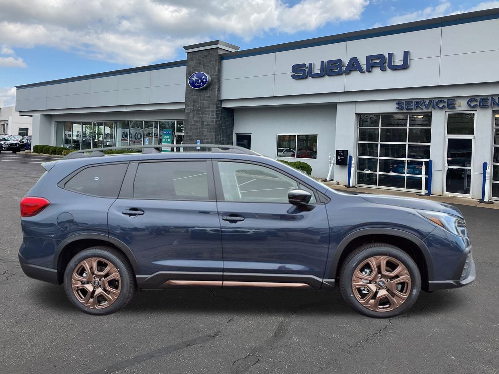 New 2025 Subaru Ascent Bronze Edition image 8