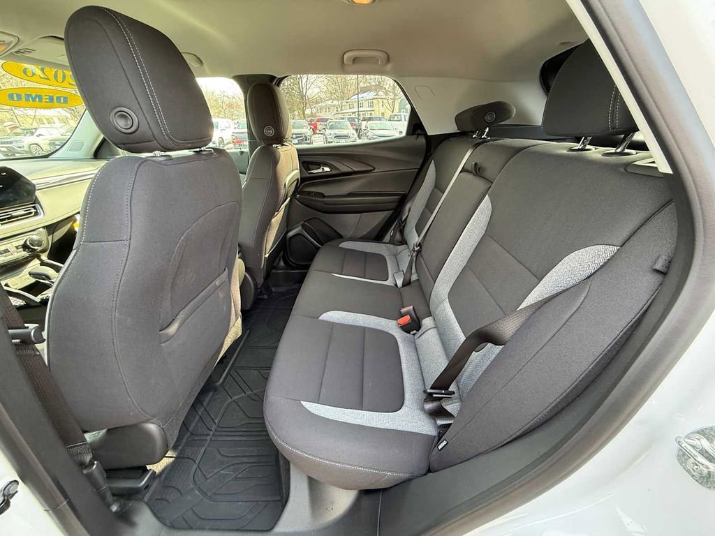 Used 2026 Chevrolet TrailBlazer LT w/ Convenience Package image 20