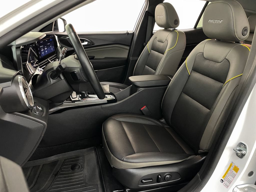 Certified 2024 Chevrolet Trax ACTIV w/ Sunroof Package FWD image 22