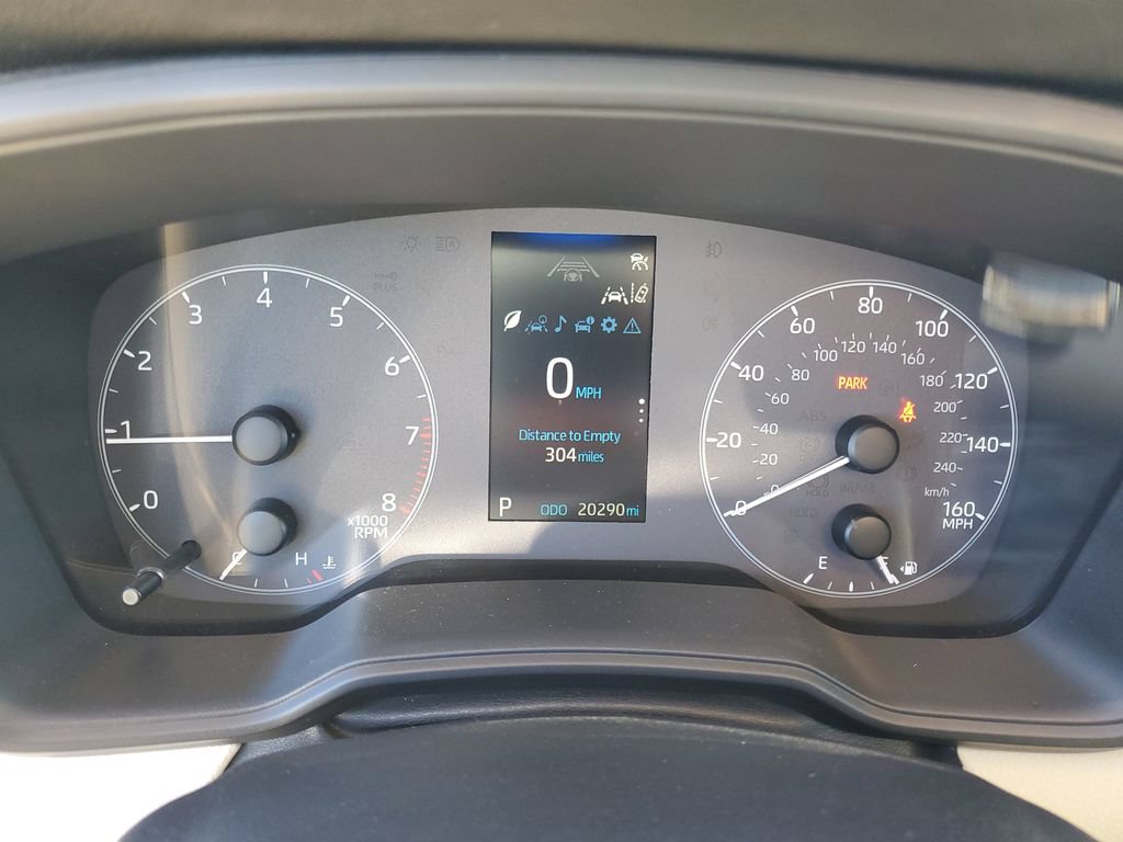 Used 2025 Toyota Corolla LE FWD image 19