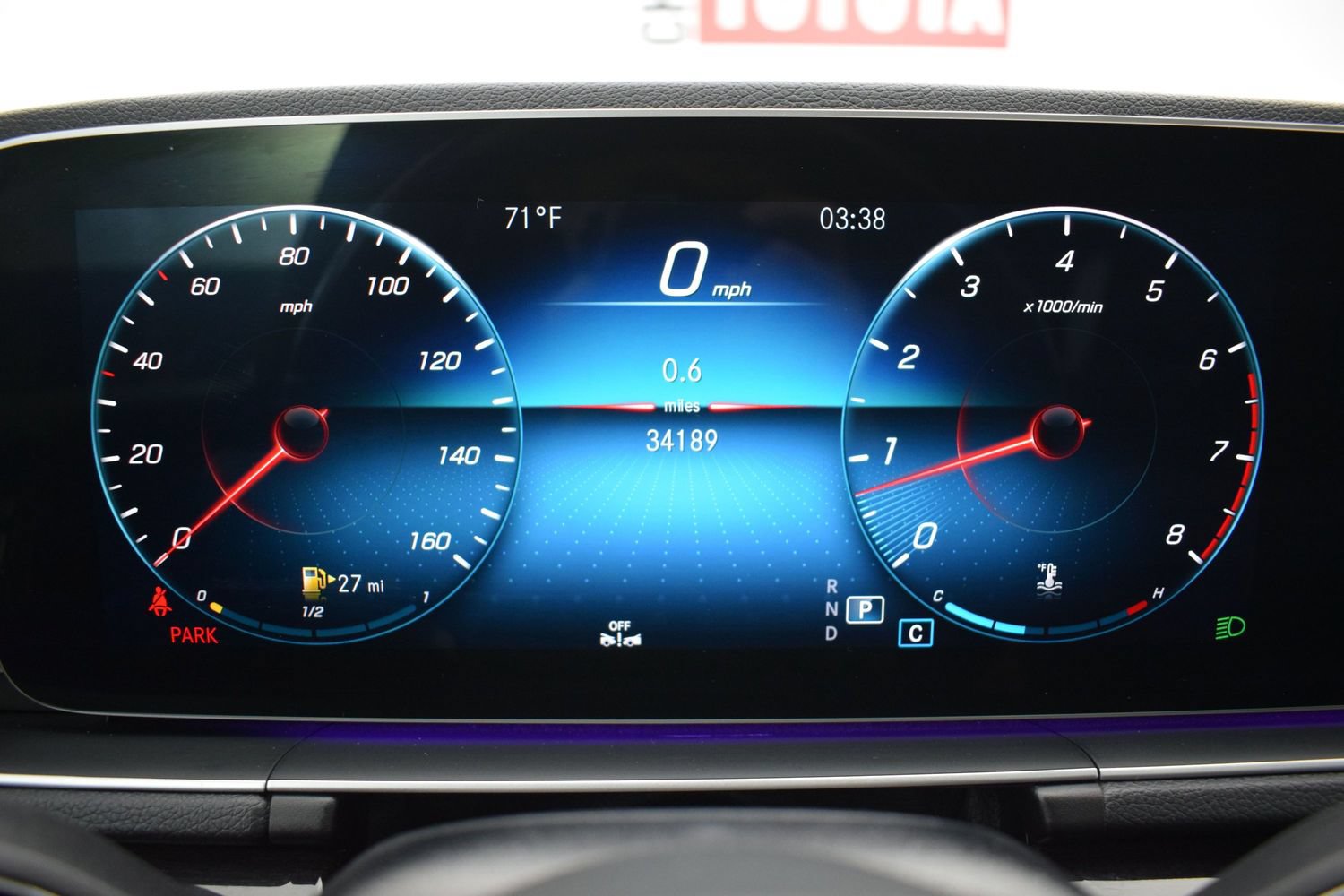 Used 2020 Mercedes-Benz GLE 350 4MATIC image 27