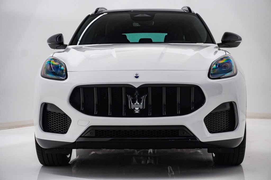 Certified 2025 Maserati Grecale Modena AWD/4WD image 6