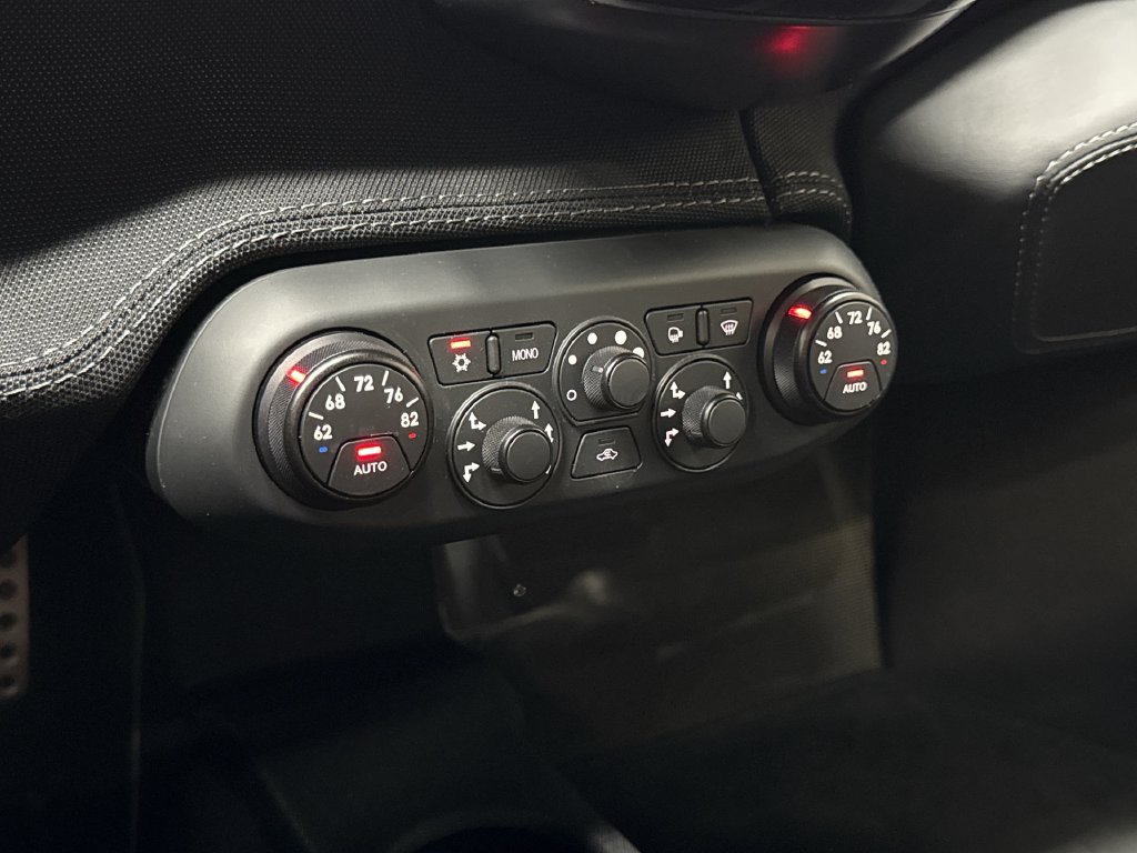 Certified 2015 Ferrari 458 Speciale Coupe RWD image 18