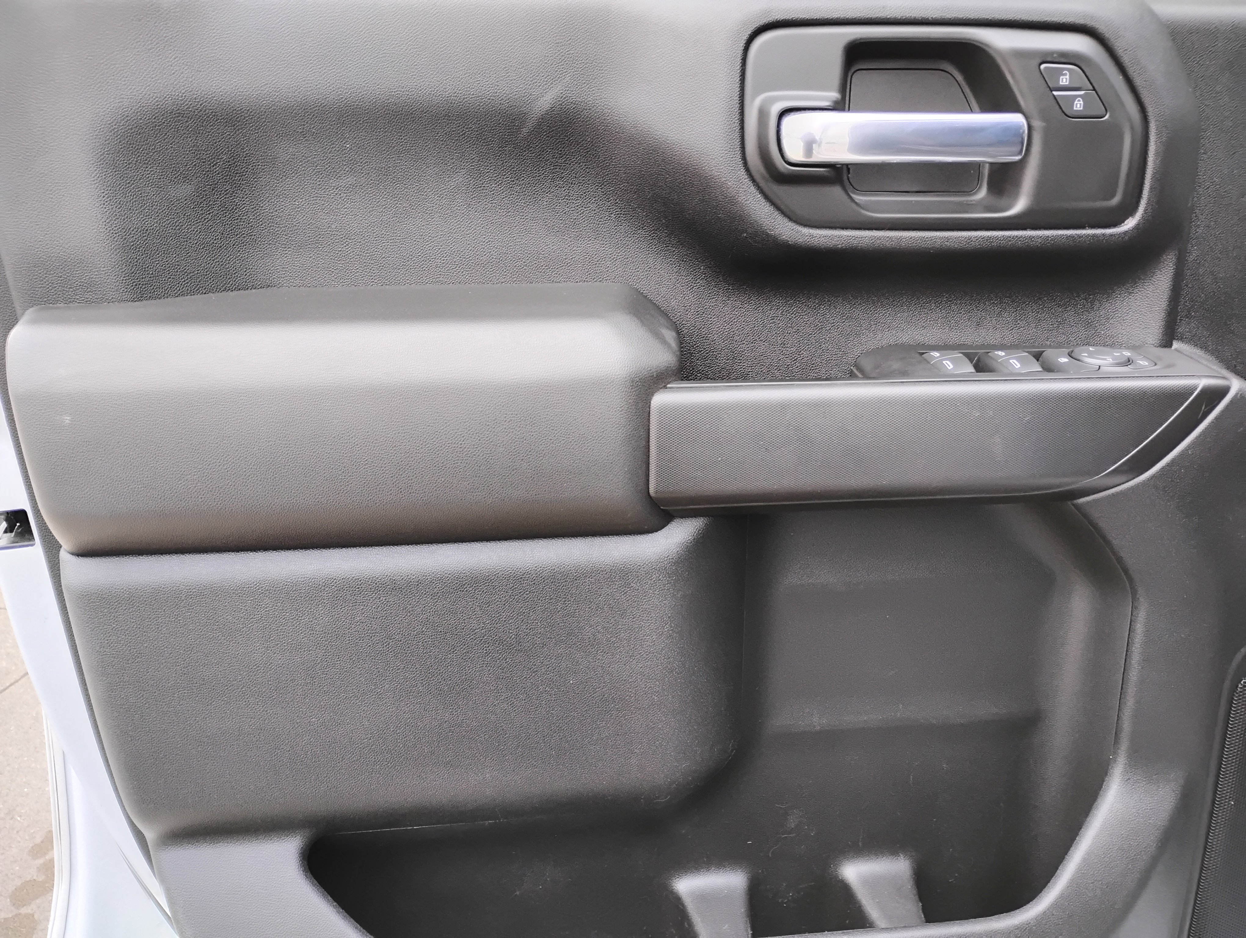 Used 2023 GMC Sierra 2500 Pro w/ Fleet Convenience Package image 15