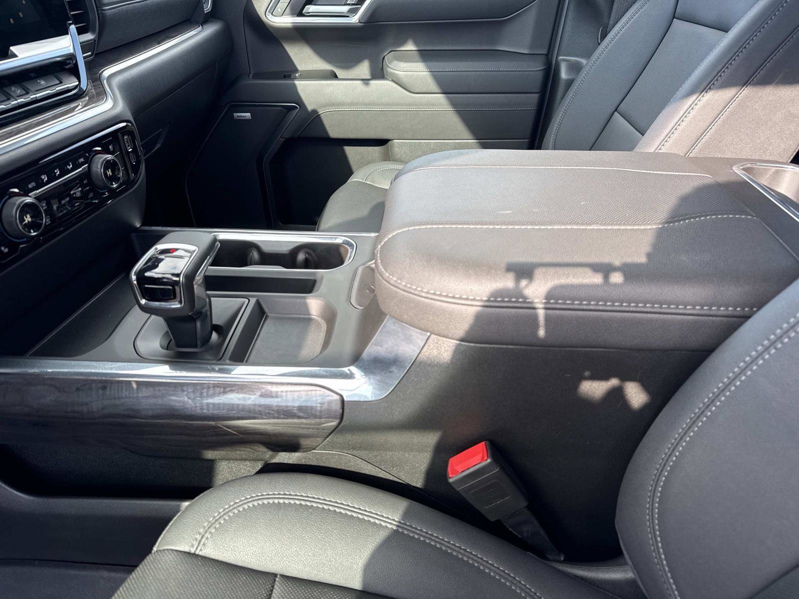 Used 2023 Chevrolet Silverado 1500 LTZ image 13