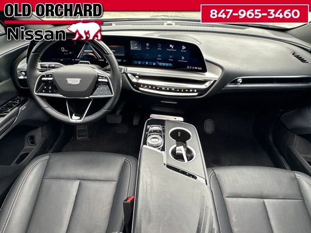 Used 2024 Cadillac Lyriq Luxury AWD/4WD image 15