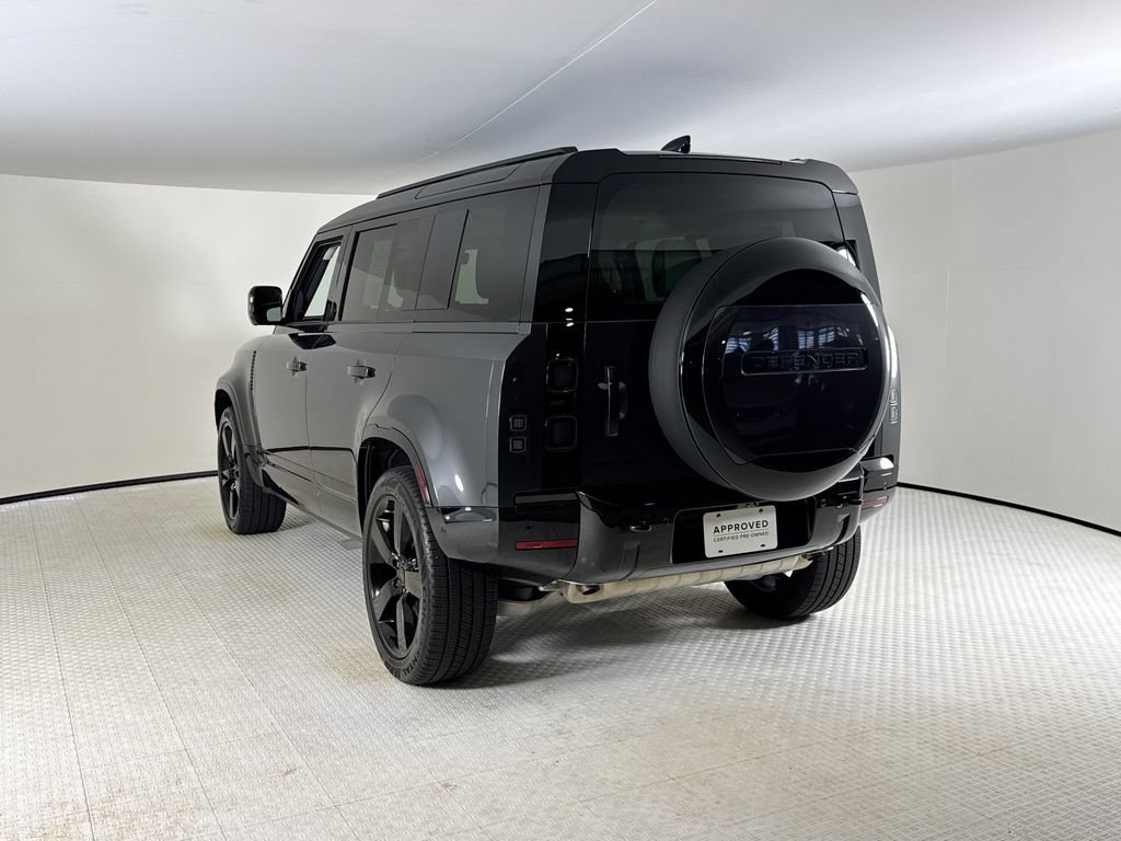 Used 2026 Land Rover Defender 110 X-Dynamic SE AWD/4WD image 3