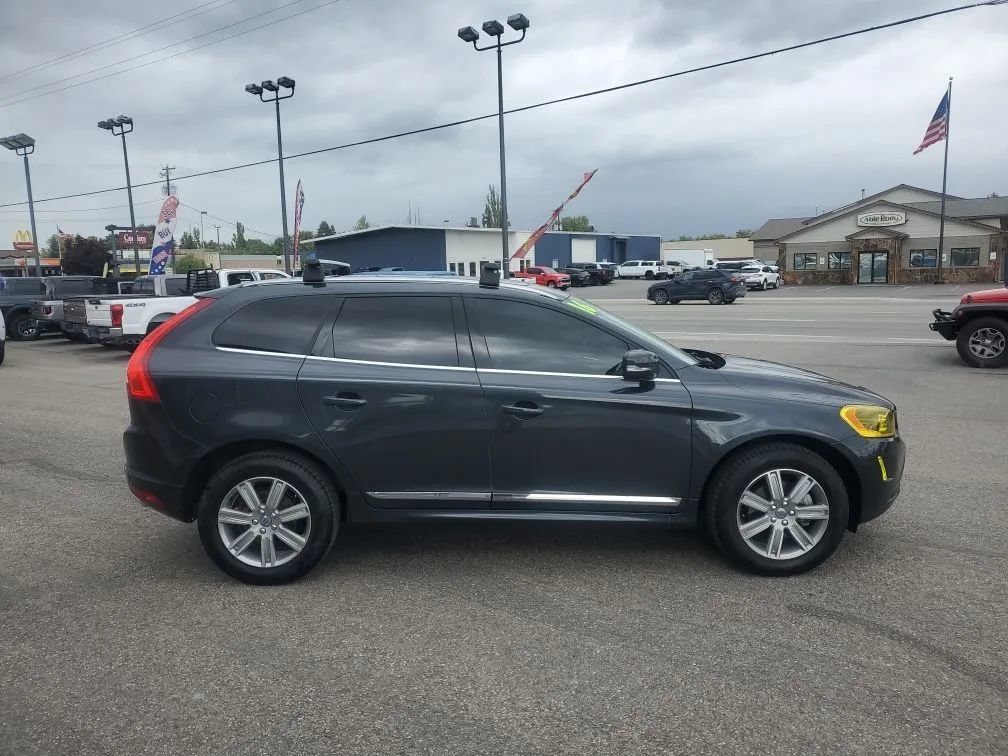 Used 2016 Volvo XC60 T6 Platinum AWD/4WD image 5