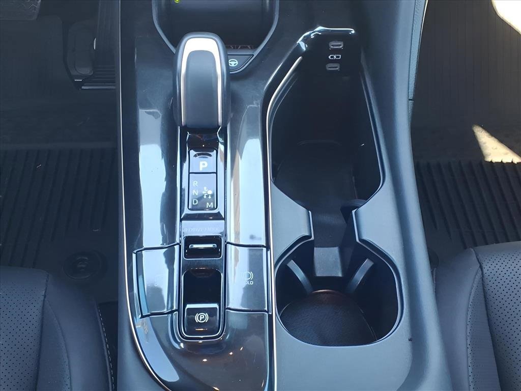 Used 2024 Toyota Crown Platinum image 19