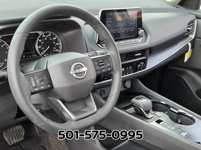 Used 2026 Nissan Rogue SV FWD image 9