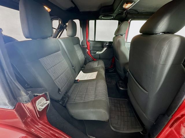 Used 2011 Jeep Wrangler Unlimited Sahara w/ Dual Top Group AWD/4WD image 25