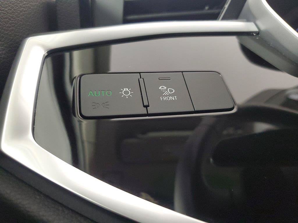 Used 2023 Audi Q3 2.0T Premium w/ Convenience Package AWD/4WD image 33